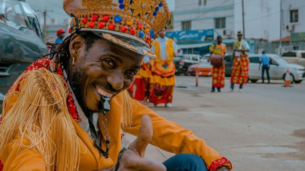 angola'nın resmi dili gerçekten Portekizce